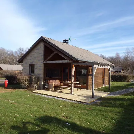 Semesterbostad Charming Holiday Home Number 8 In Signy Le Petit With Covered Terrace Signy-le-Petit